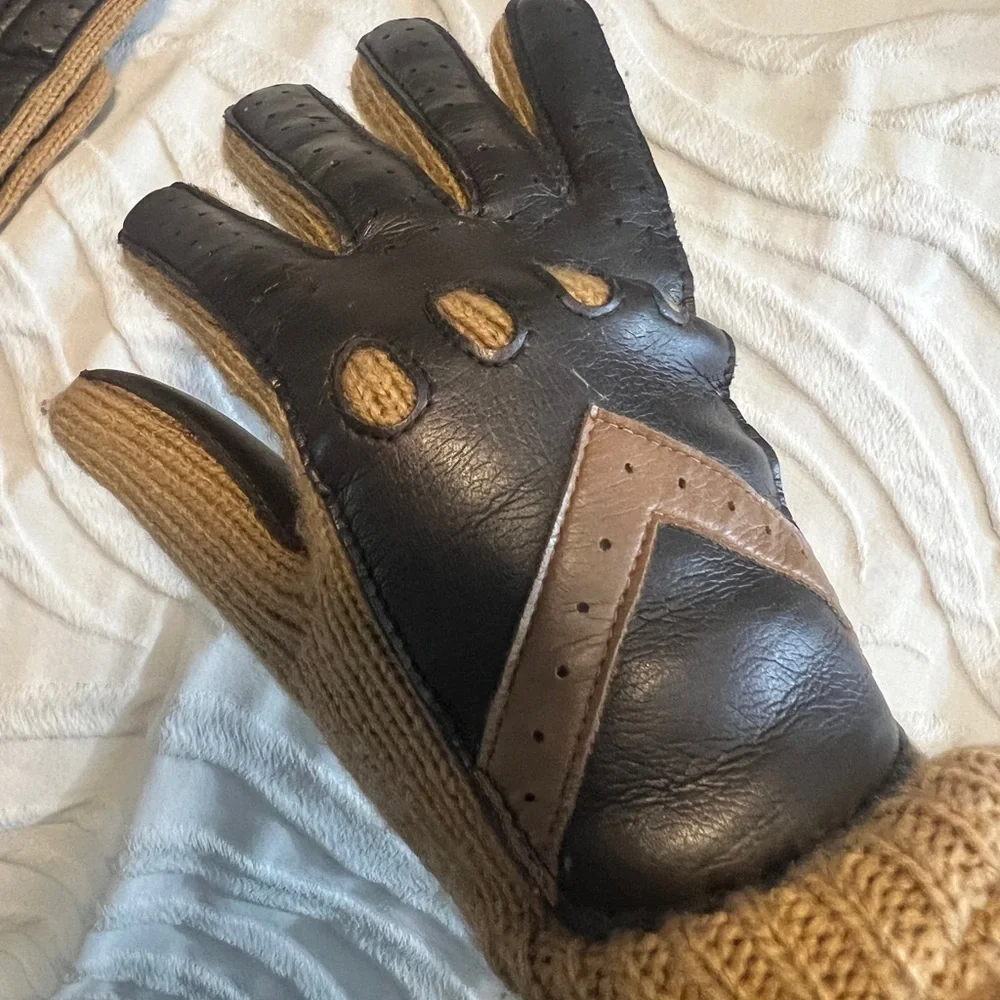Vintage Women’s Brown and Tan Leather Knit‎ Riding Gloves